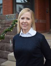 Ann Tettamble headshot