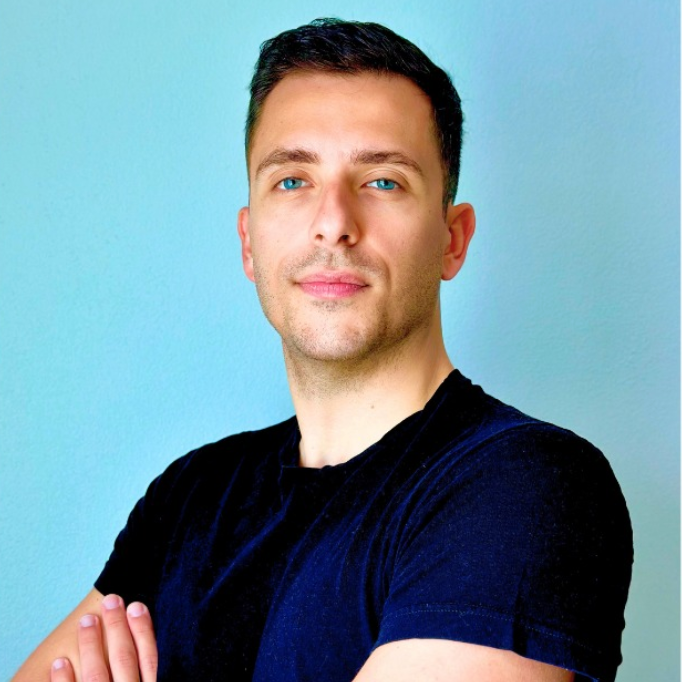 Headshot of Lorenzo Pappone